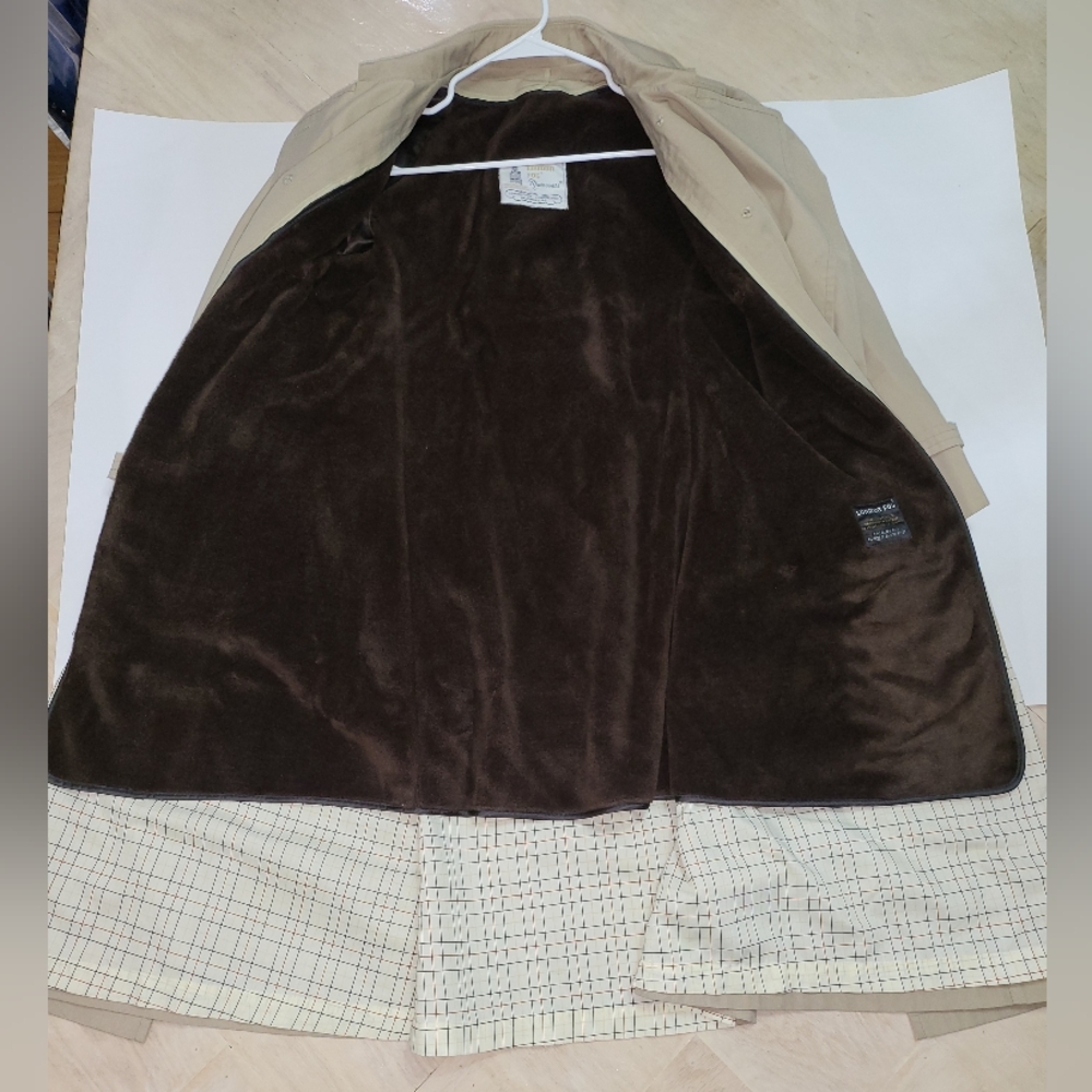 Vintage London Fog Classic Lined Trench Coat - Picture 9 of 9